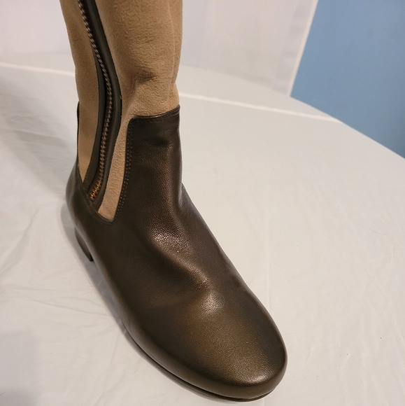 Lola Cruz Boots - Picture 2 of 7